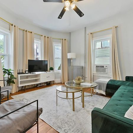 The Maverick - Luxurious Apartment - Free Parking - 2 Miles From Boston Logan Airport Chelsea Buitenkant foto